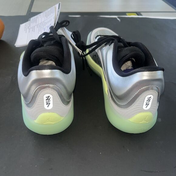 Jordan Zion 4 Fsr Sample Pair Metalic Silver Grey Fog  Gree And Grape Size 7 Men main image 7